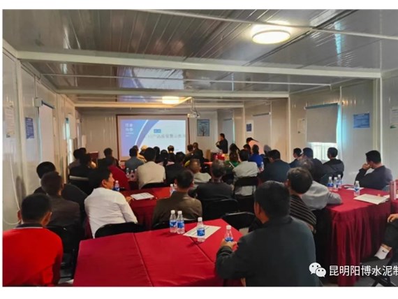 自律自強(qiáng)，履責(zé)于行︱昆明陽(yáng)博簽訂并響應(yīng)云南水泥制品協(xié)會(huì)行業(yè)自律公約